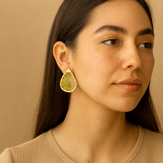 TOPO LAGRIMA ALAMBRISMO Gold Plated 24K