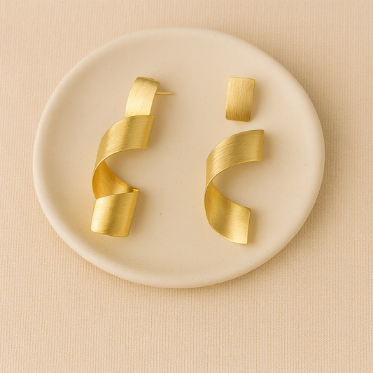 ARETES FUNCIONALES SERPENTINA DORADOS 2 EN 1